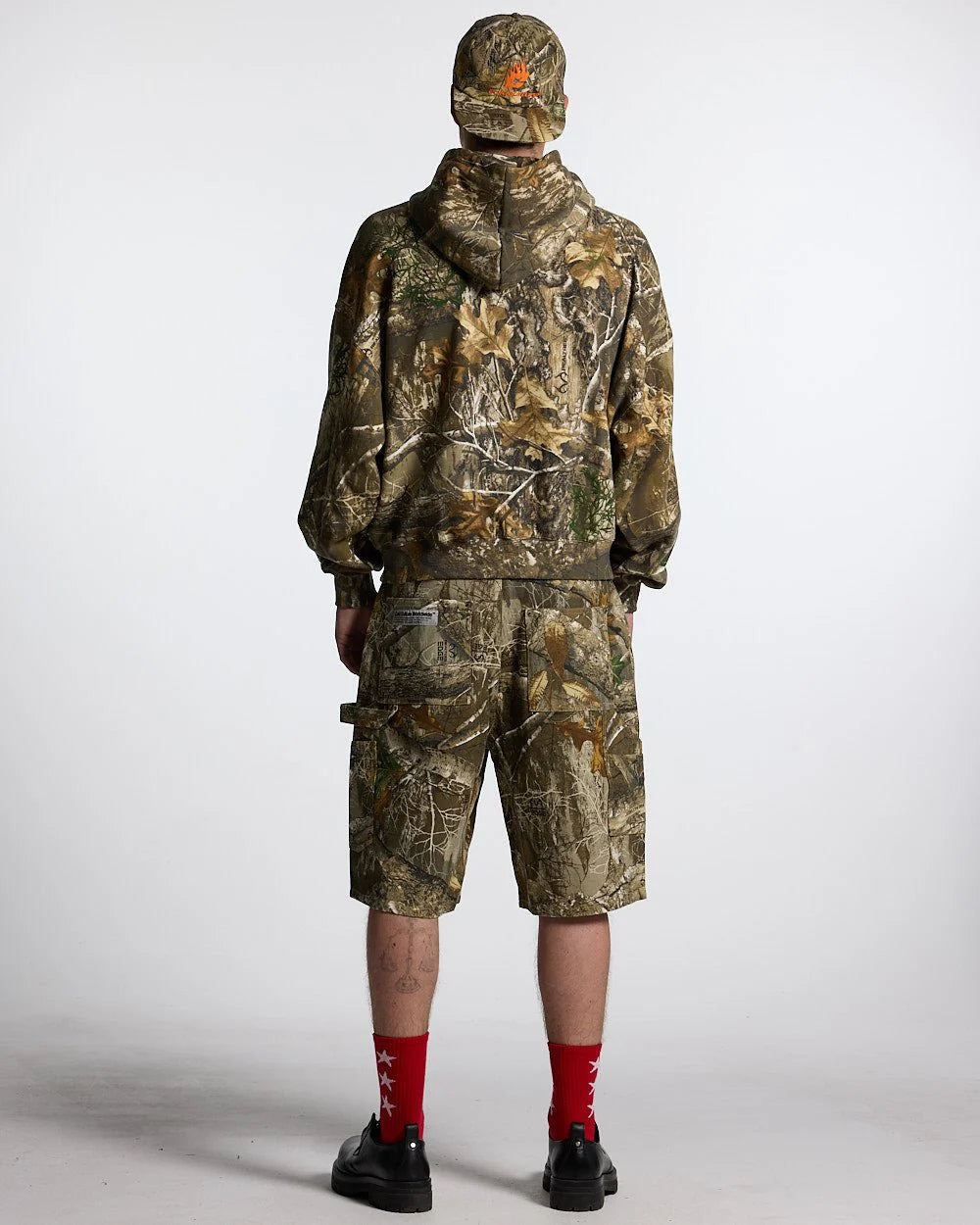 V1 CARPENTER SHORTS REALTREE